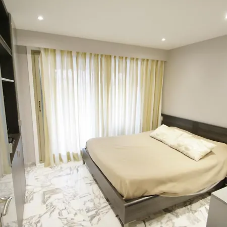 Bed & Breakfast Le France Centre 5*